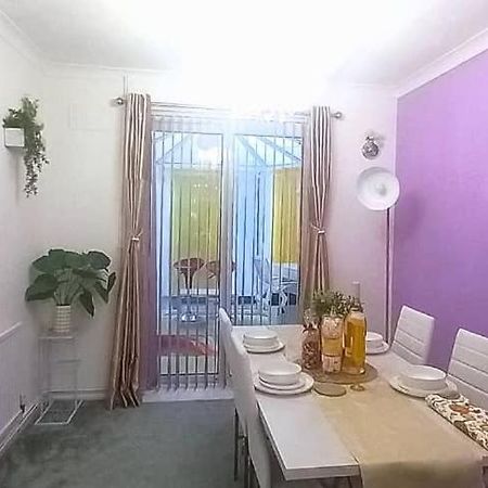 Golden Plush Suites - Beautiful Luxury 3 Bed House In Leicester Zewnętrze zdjęcie