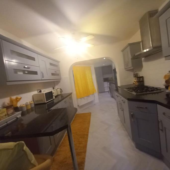 Golden Plush Suites - Beautiful Luxury 3 Bed House In Leicester Zewnętrze zdjęcie